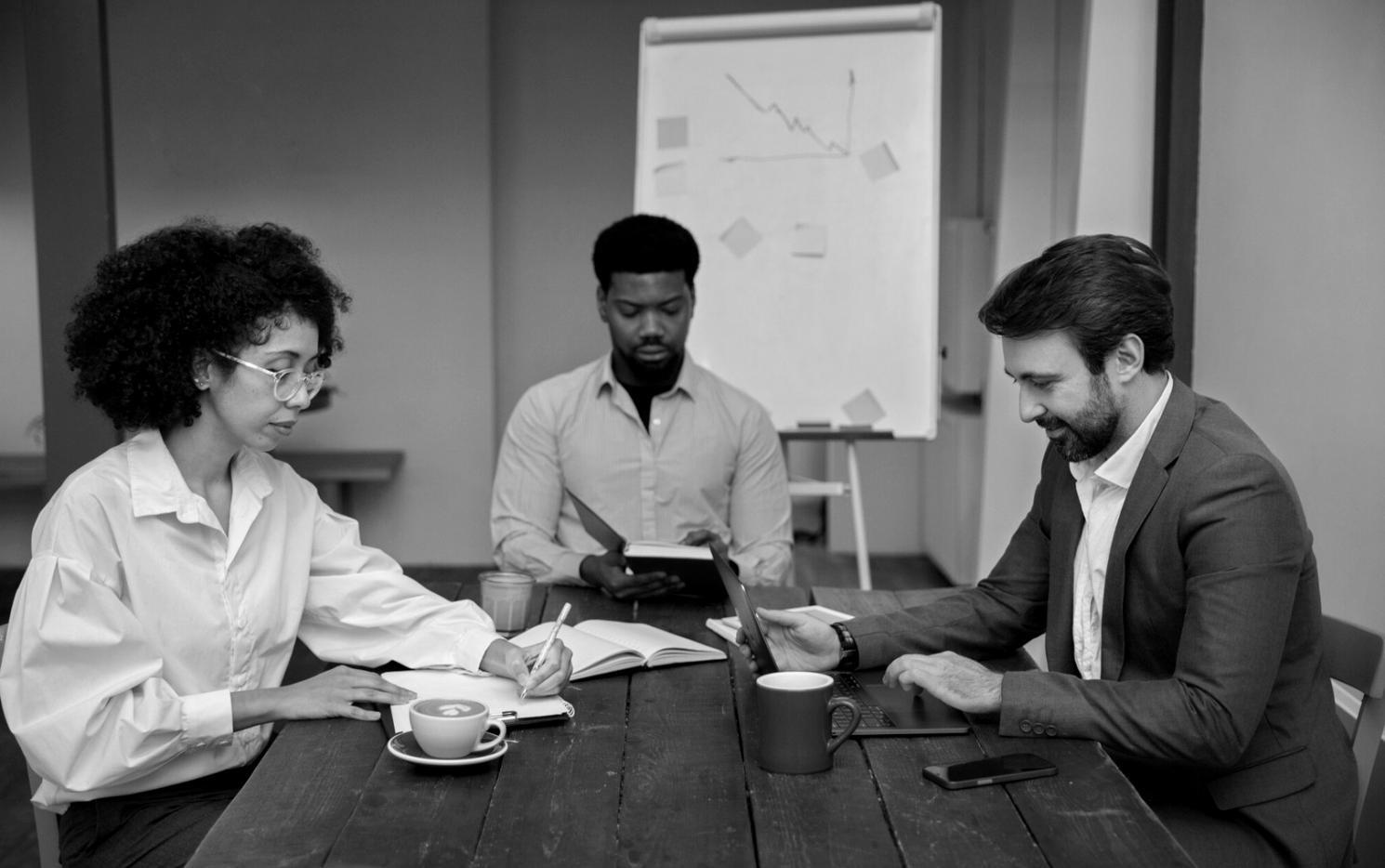 Professionelle Coaching-Sitzung in entspannter Atmosphäre